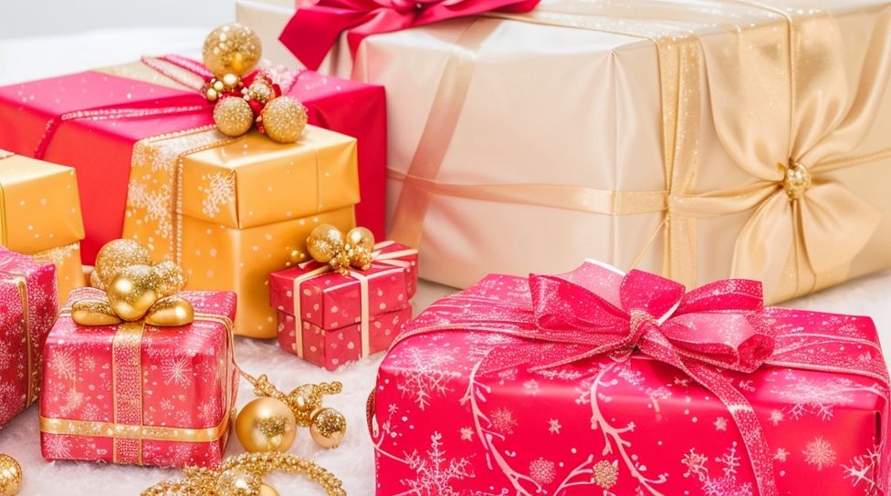 Why Choose a Holiday Gift Package? - Holiday Gift Package 